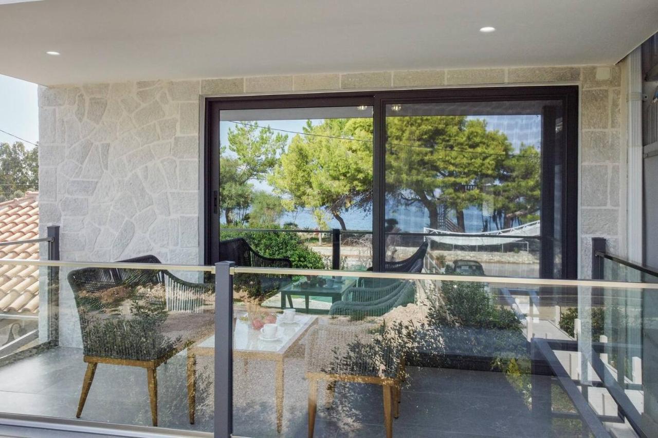 Villa On The Sea Agia Marina  Exterior foto