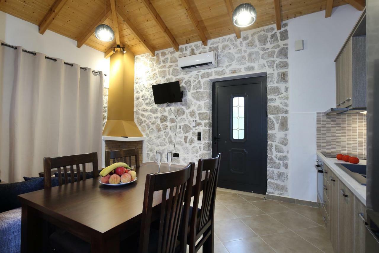 Villa On The Sea Agia Marina  Exterior foto